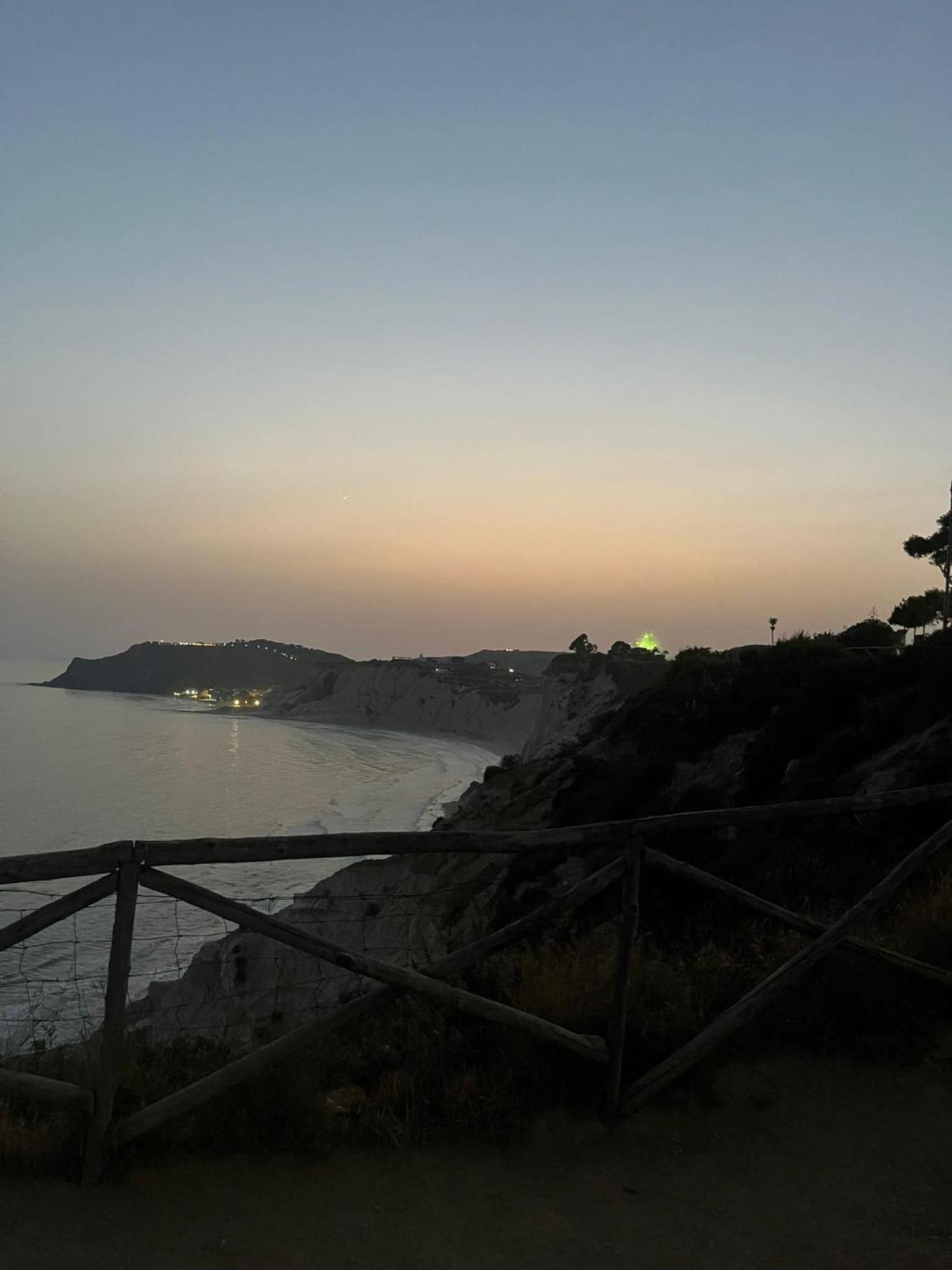 לינה וארוחת בוקר ריאלמונטה Al Faro מראה חיצוני תמונה